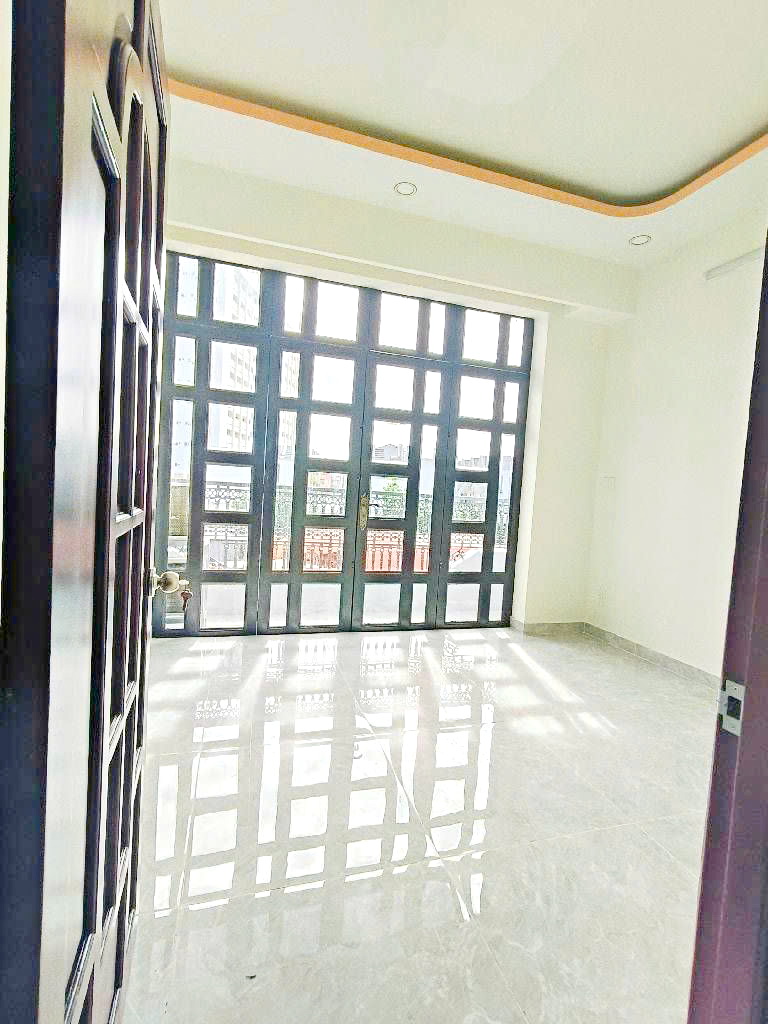 Bán nhà 4 tầng gần TTTM PARC MALL Phường 4 Quận 8